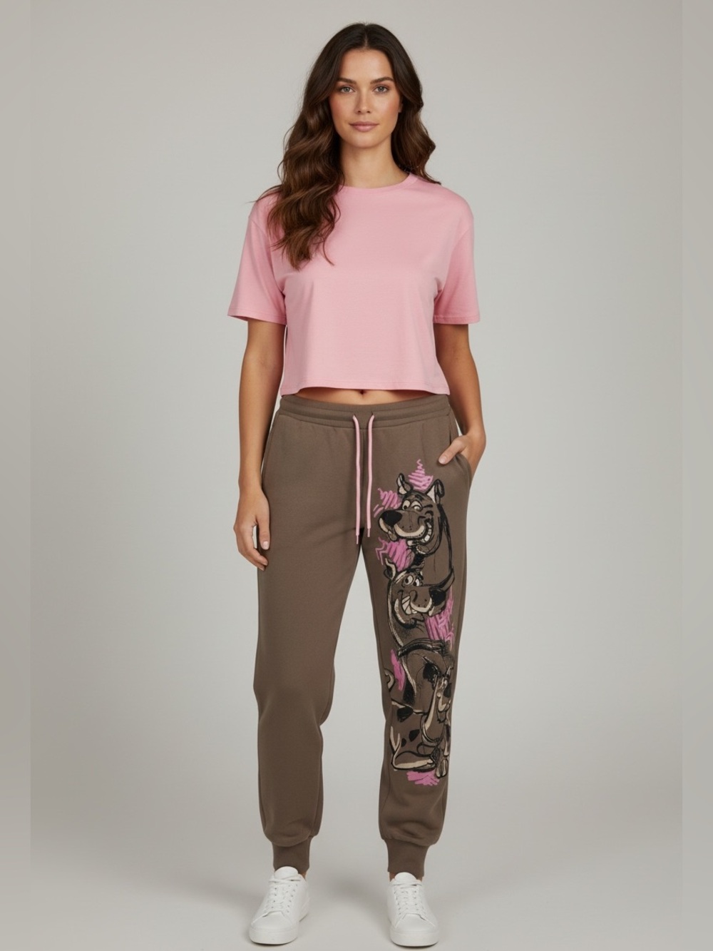 Scooby-Doo Women's Graphic Jogger Sweatpants Brown Size
L